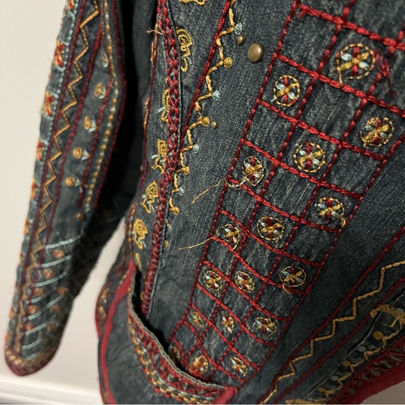 Chico Embroidered Jean Jacket. - Picture 3 of 7